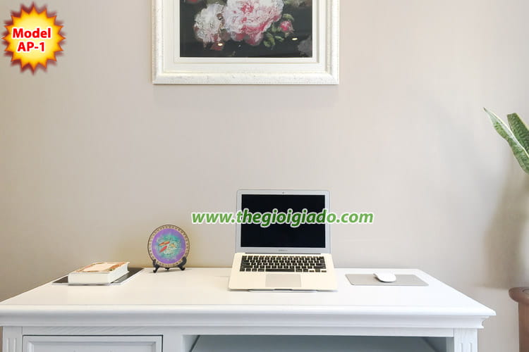 Gi&aacute; đỡ Laptop tr&ecirc;n b&agrave;n l&agrave;m việc