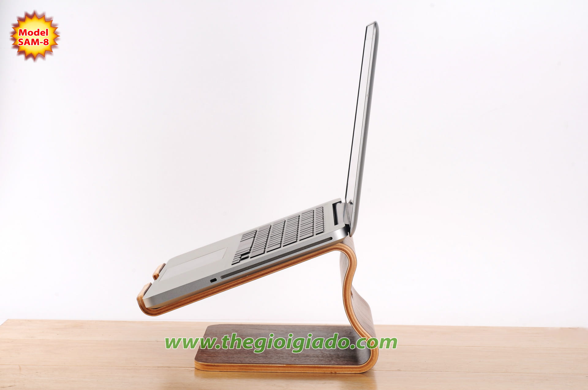 Gi&aacute; đỡ MacBook để b&agrave;n chất liệu gỗ SAM-8